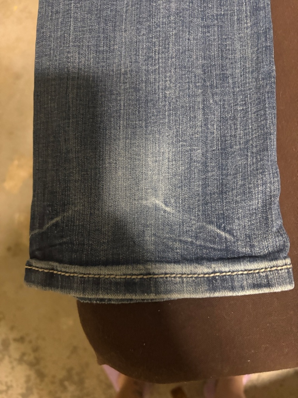 Miss Me signature Straight leg Jeans in Blue Wash Size 30 with an inseam of 31 - Picture 6 of 6